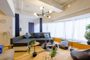2 mins walk to Cherry Blossom Tree/10 secs to Station, Stylish Room/9 people/5 beds - Image 2