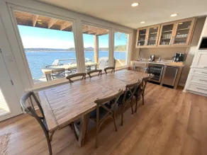 Lakeside Luxury: 5BR 4BA/10+bed, Dock, Hot Tub, + - Image 5