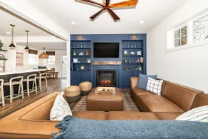 Luxury 4B-2Ba Lake & Beach House - Image 2
