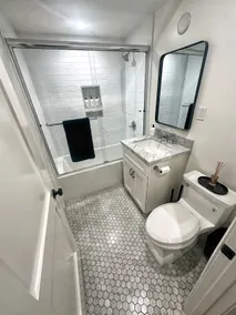 Luxury Malibu Bungalow Near Beach w/ Free Parking! - Image 4