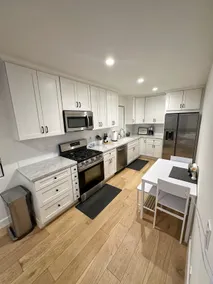 Luxury Malibu Bungalow Near Beach w/ Free Parking! - Image 3