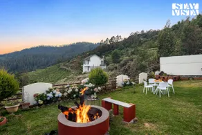 Orion's Crest|Cozy 3BR Villa w/Views+Breakfast - Image 2