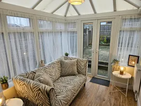 3 Severn close Contractor home in Oakham near Rutland Water with parking - Image 5