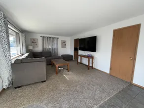 Centrally Located Cozy Duplex - Image 5