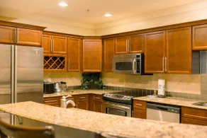 Emerald Grande Resort 1BR Apartment - Image 5