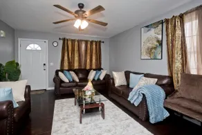 Duplex 1 Home away from home. - Image 4