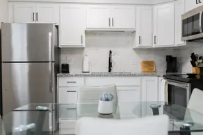 Spring Lake | Smart TVs | BBQ | Balcony! | NO pets - Image 3
