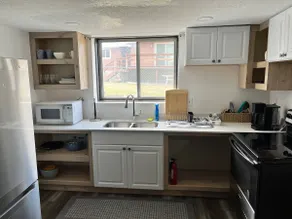 Urban Edge Apartment in the Heart of Logan - Image 2
