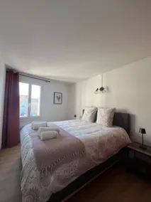 appartement. 2 à 4 pers. lit Queen-size. Au calme. - Image 4