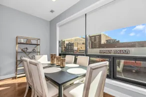 Modern & Spacious Flat with Private Parking - Image 4