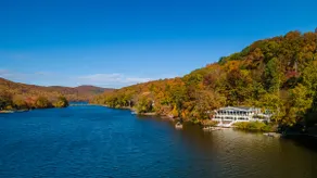 Escape to a Celebrity Chef's Waterfront Sanctuary - Image 3