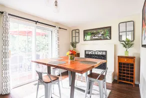 EV Charger Cottage w/ Chef's Kitchen m/s Seattle - Image 3