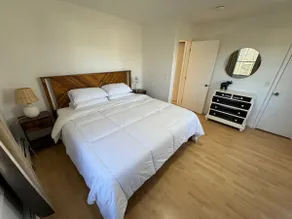 XL Private Suite | NYC in 55 min | King Bed | WiFi - Image 3