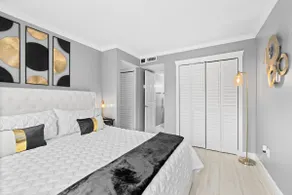 Modern Garden Condo w/ Heated Pool | 1BR - Image 4