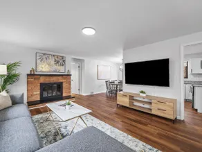 Stylish & Accessible 6Bd Home in Wexford/Pittsburg - Image 4