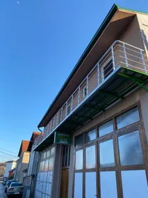 4 Person Studio with a kitchen - Image 4
