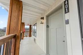 Downtown Happy Hideout Condo - Image 4
