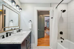 Historic Riverfront House: 5 Bedrooms 3.5 Baths - Image 5