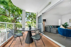 Convenient & Comfy! ~ 2bed, 2bath, 2car, Balcony - Image 2