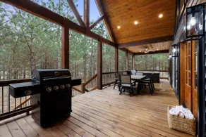 Luxury Pines Retreat | 2 King Suites + Hot Tub - Image 4