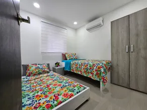 Air Conditioning, Luxury Apartment - Image 3