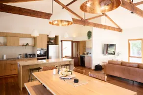 Yarradene Luxury Healesville Farmstay - Image 4