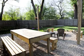 Charming 4bed 2ba. Near Downtown - Image 2