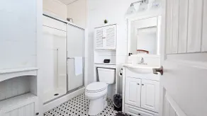 M22 Vacation Rentals - Unit 1 - Image 5