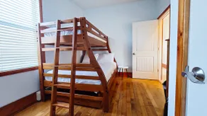 M22 Vacation Rentals - Unit 1 - Image 4