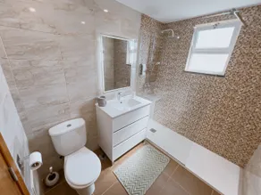 Paint Your Stay – Monstera Apt Near Praia Formosa - Image 4