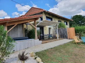 Private hamlet - inside heated pool & 2 jacuzzis - Image 2