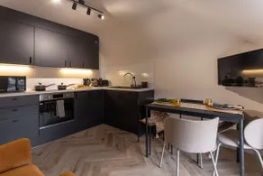 Broughton Place 4: 2BR Modern Flat in Liverpool - Image 2