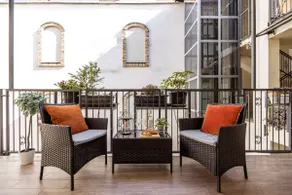 Relaxing Spacious Balcony Super Central Near Opera - Image 5