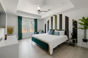 26' World Cup 20 Mins, Central, Stylish, Game Room - Image 3