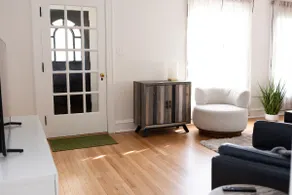 Charming Mediterranean Lower Flat - Image 3