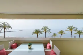 Lejlighed foran havet med udsigt over Marbella strandpromenade - Image 2