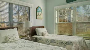 Two Bed Condo with Garden Views - Image 3