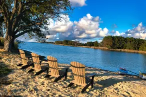 Punch Point boasts a sandy beach w/ pool and pier - Image 5