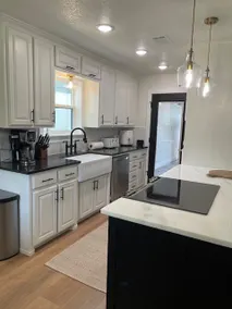 Beautiful Remodeled Home in Burleson TX! - Image 4
