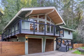 Upscale Newly Remodeled Cabin - Image 2