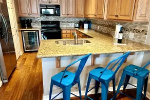 ON Lake Travis Retreat - Image 3