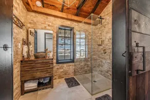 Enchanting River Chalet - Image 3