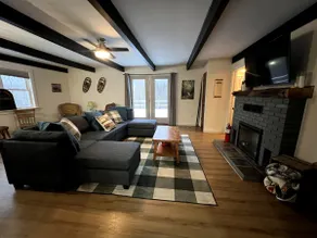 Sweet Escape: Cozy Cabin with Mountain View’s - Image 3