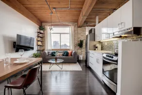 Downtown 1BR Modern Condo - Image 3