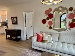 Endless View - Crisp & Cozy Lower Cottage - Image 2