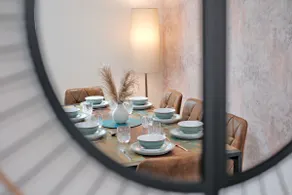 Relaxing Coastal Escape with Sea Views - Image 3