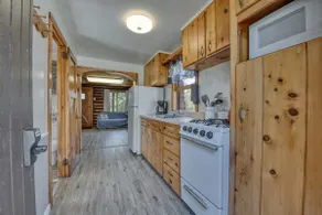 Edgewater Resort Cabin #3 - Image 3