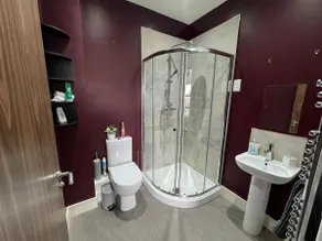 Quayside Apartment -2 Bedrooms - Sleeps 4 - Image 4