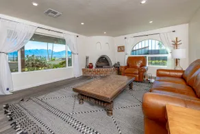 Green Valley Home - Image 5