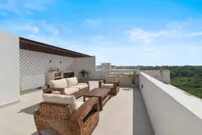 Jungle Joy Prv Jacuzzi Beach Access Rooftop Pools W Sea Views + Beach Club - Image 2